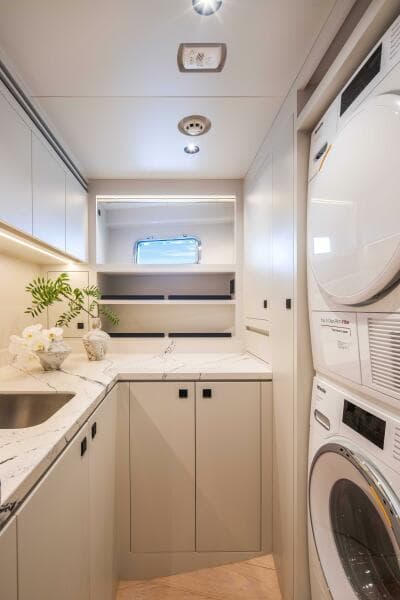 Horizon FD80 Hull 17