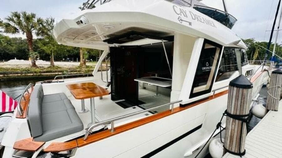 2022 Greenline 48 Diesel Flybridge with Hardtop
