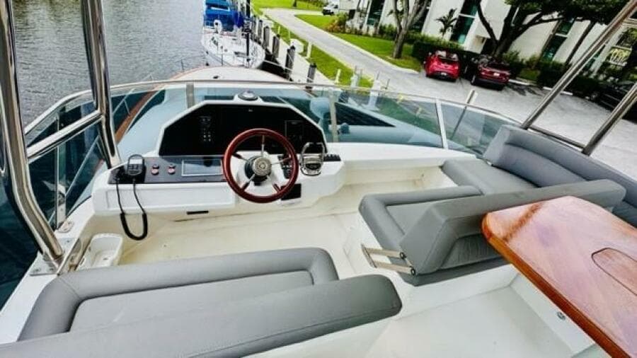 2022 Greenline 48 Diesel Flybridge with Hardtop