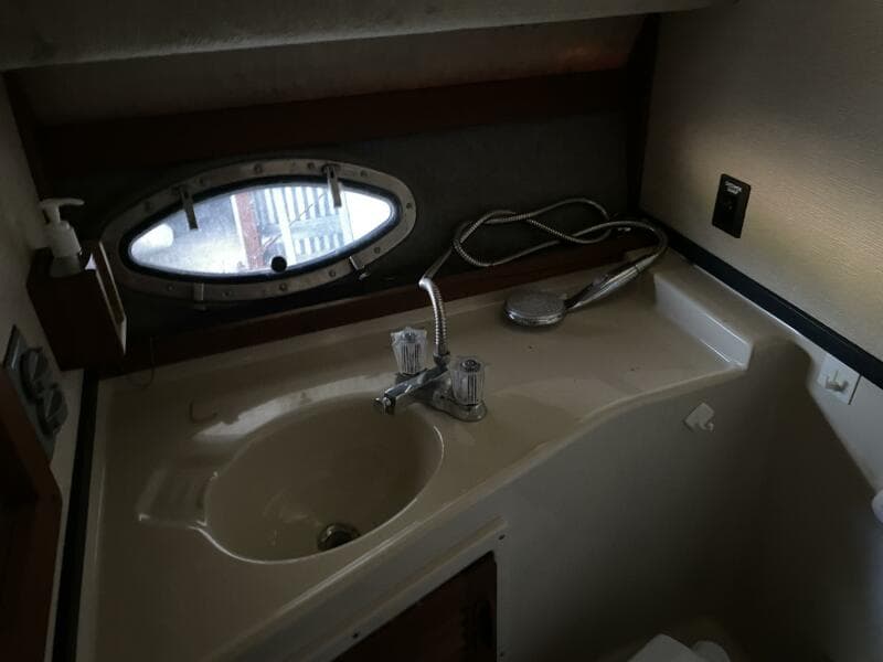 1985 Tiara Sport 2600 Continental