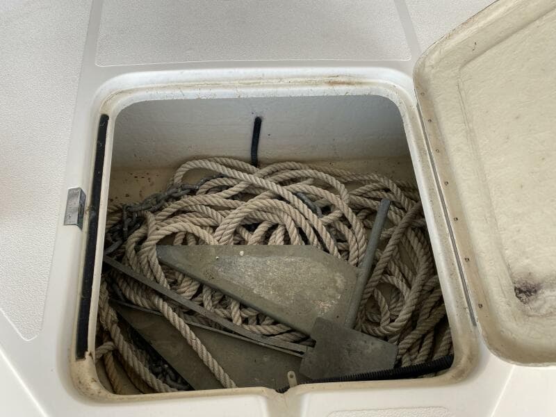 1985 Tiara Sport 2600 Continental