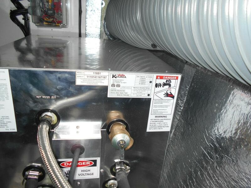 2012 Leopard 47 PC Owners' Version