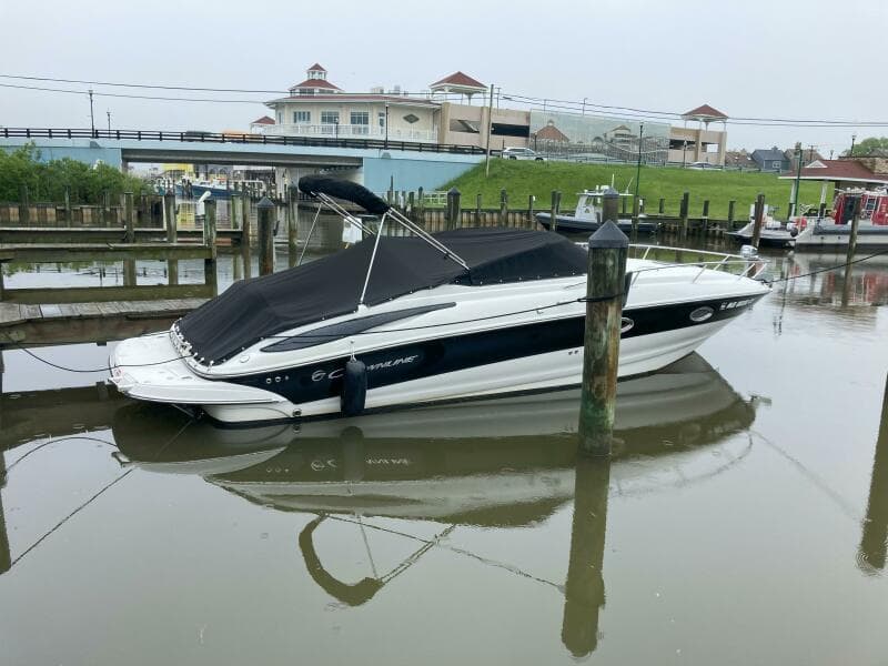 2011 Crownline 
