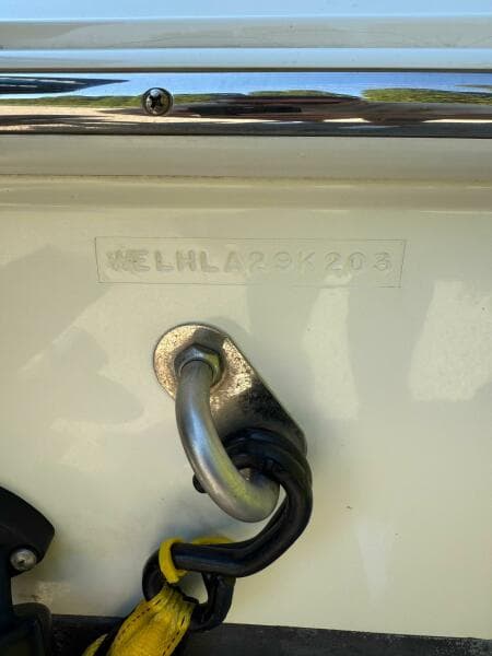 2003 Wellcraft 250 Fisherman