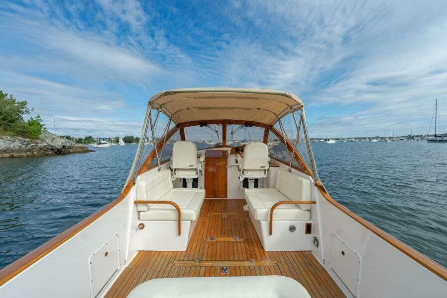 2020 CH Marine Shelter Island Nomad