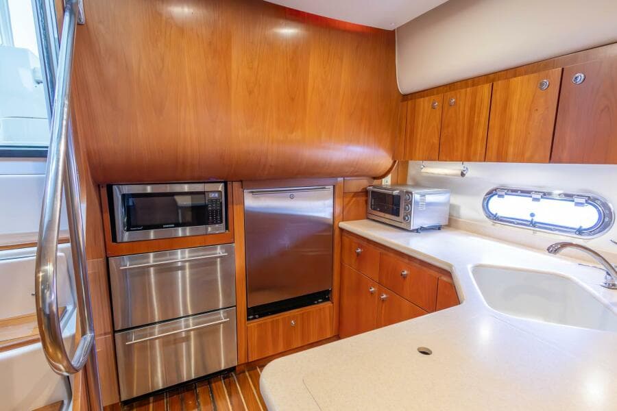 2000 Tiara Yachts 5200 Express