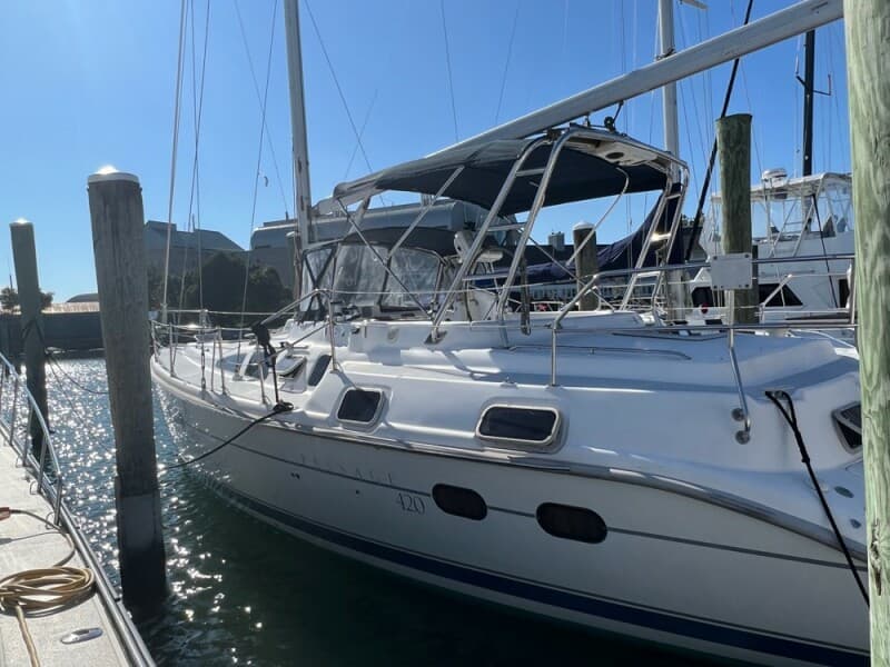 2001 Hunter 420 Passage