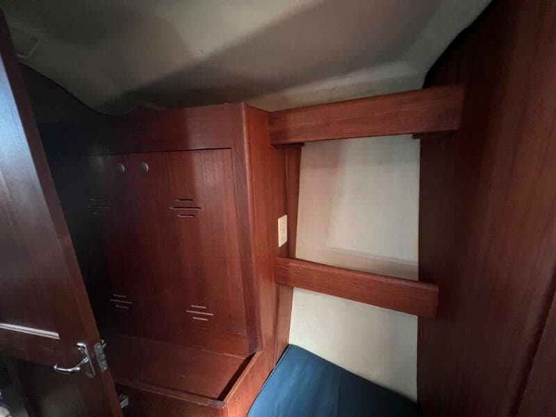 2001 Hunter 420 Passage