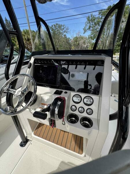 2020 Ranger 2360 Bay Boat