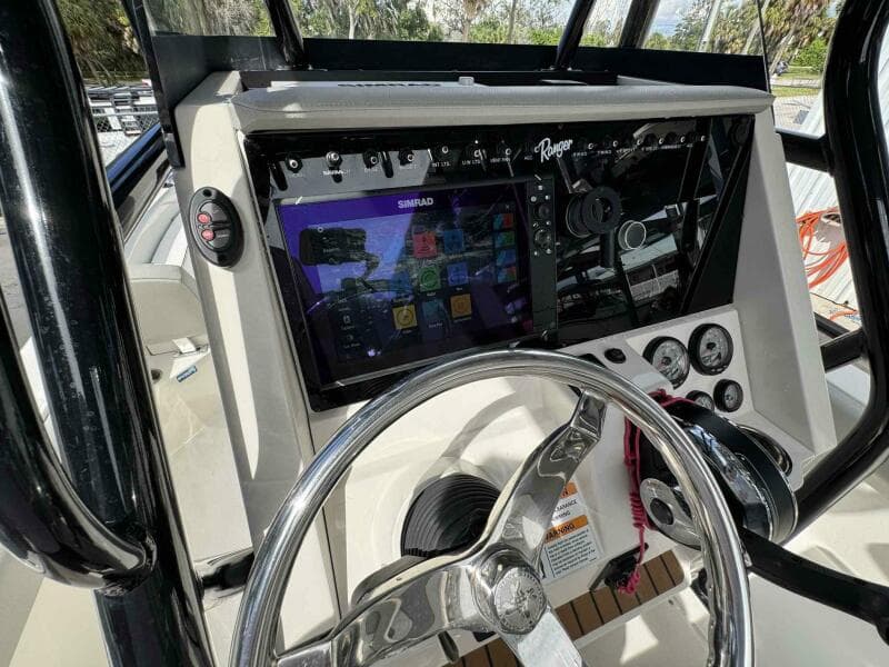 2020 Ranger 2360 Bay Boat