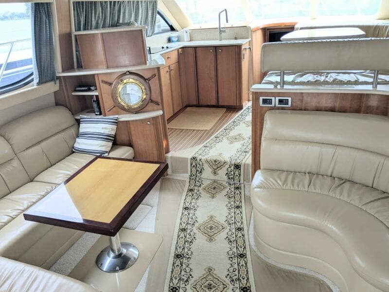 2004 Meridian 411