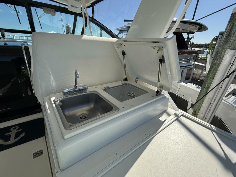 2003 Tiara Yachts 3500