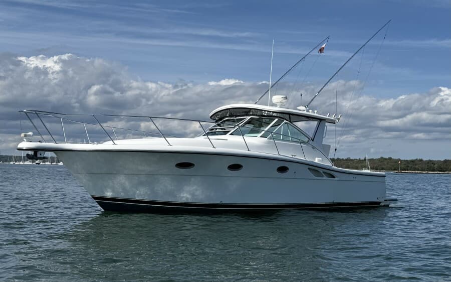 2003 Tiara Yachts 3500