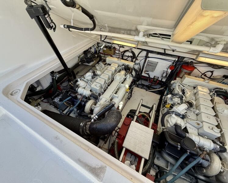 2003 Tiara Yachts 3500