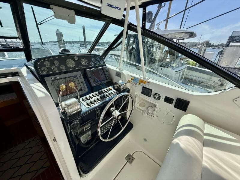 2003 Tiara Yachts 3500