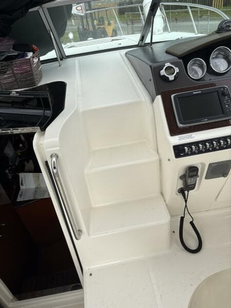 Steps to forward deck