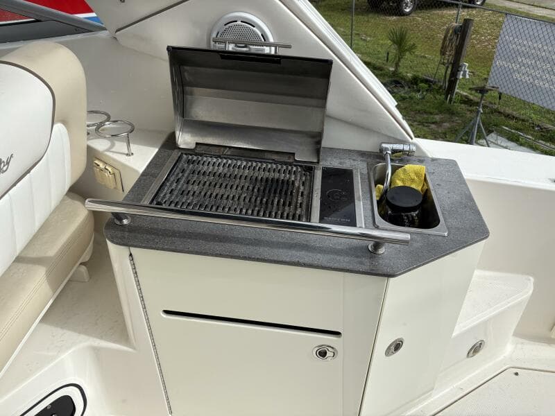 Wet bar, grill, refrigerator 