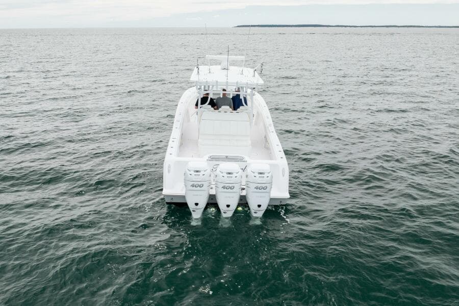 2020 Invincible 30 Open