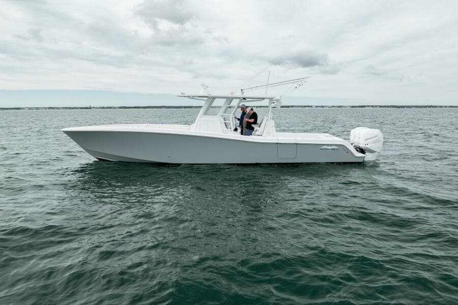 2020 Invincible 30 Open