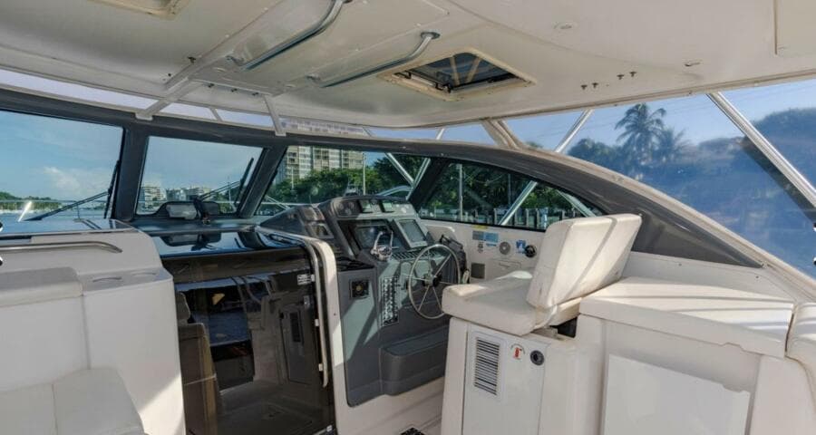 2004 Pursuit 3800 Express