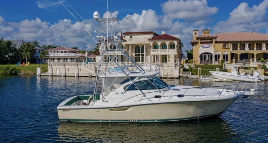2004 Pursuit 3800 Express