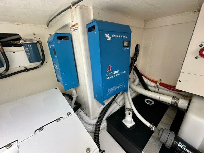 2021 Tiara Sport 43 LS