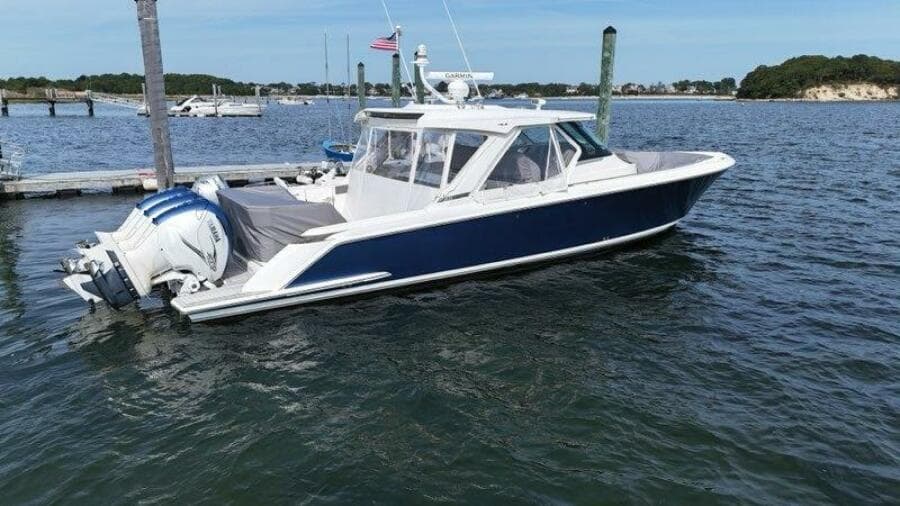 2021 Tiara Sport 43 LS
