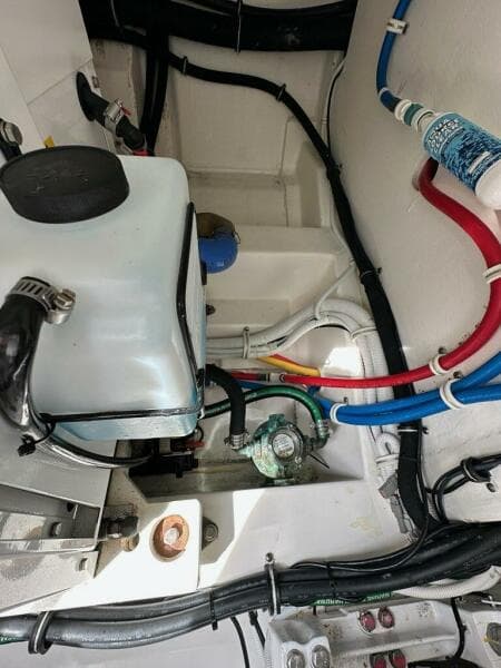 2021 Tiara Sport 43 LS