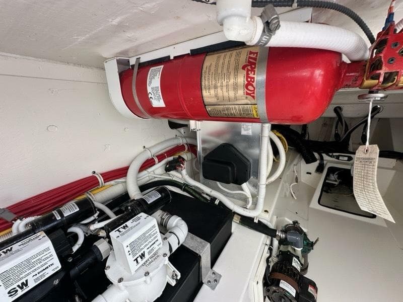 2021 Tiara Sport 43 LS