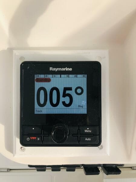 2000 Cabo 31 Express