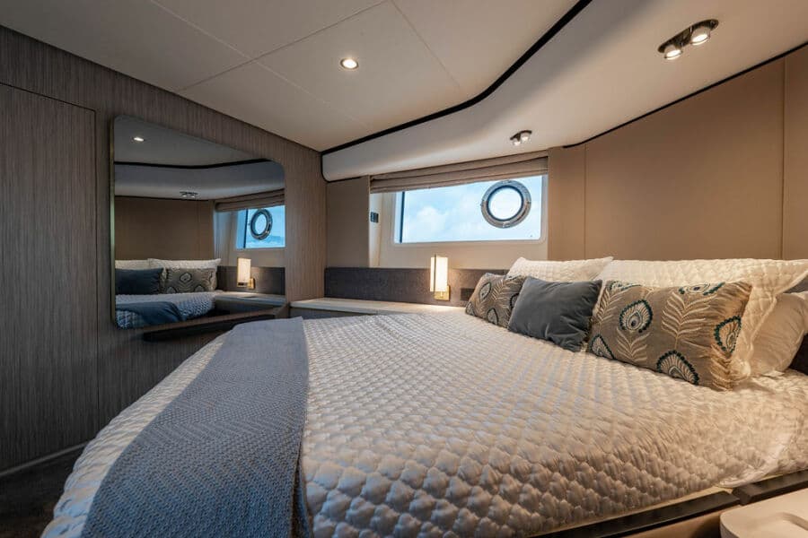 2022 Azimut 55 FLY - Photo 22