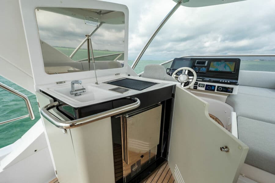 2022 Azimut 55 FLY - Photo 13