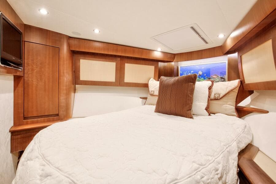 2015 Ocean Yachts 64 Convertible