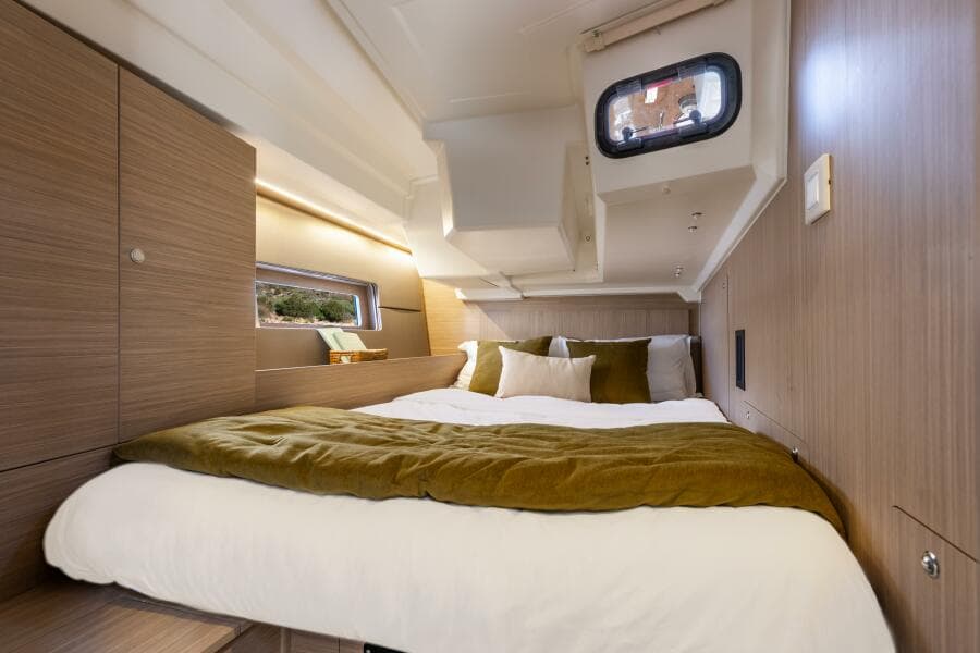 2026 Beneteau Oceanis 47