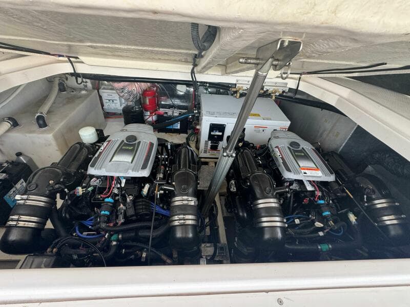 2016 Regal 35 Sport Coupe