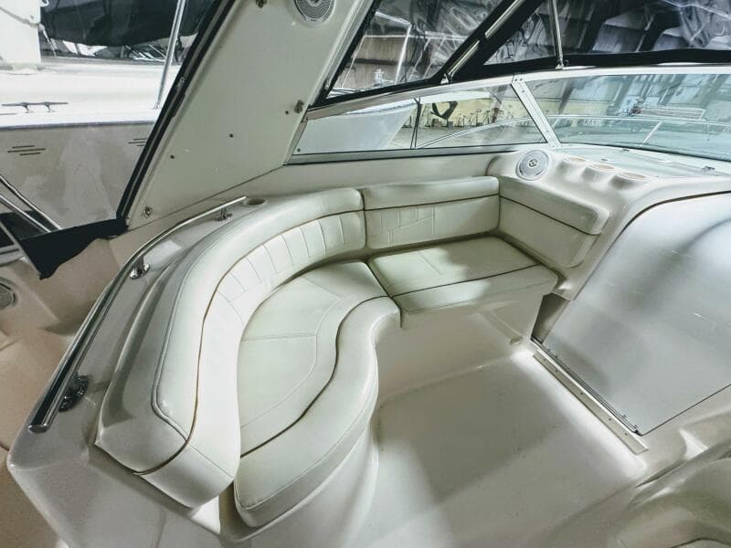 2002 Rinker 342 Fiesta Vee