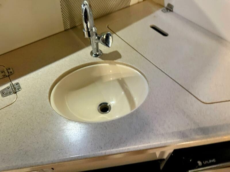 2002 Rinker 342 Fiesta Vee