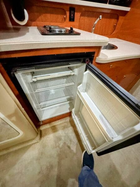 2002 Rinker 342 Fiesta Vee