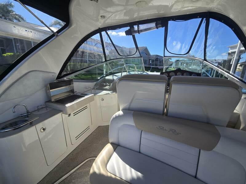 2010 Sea Ray 330 Sundancer - Photo 15