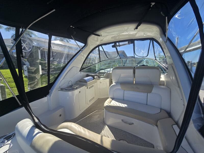 2010 Sea Ray 330 Sundancer - Photo 13