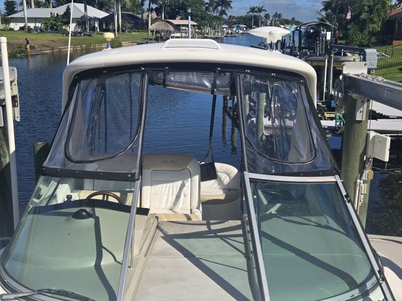 2010 Sea Ray 330 Sundancer - Photo 19