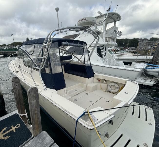 2005 Mainship Pilot 34 Rum Runner II