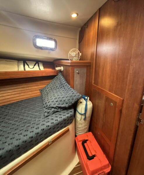 2005 Mainship Pilot 34 Rum Runner II