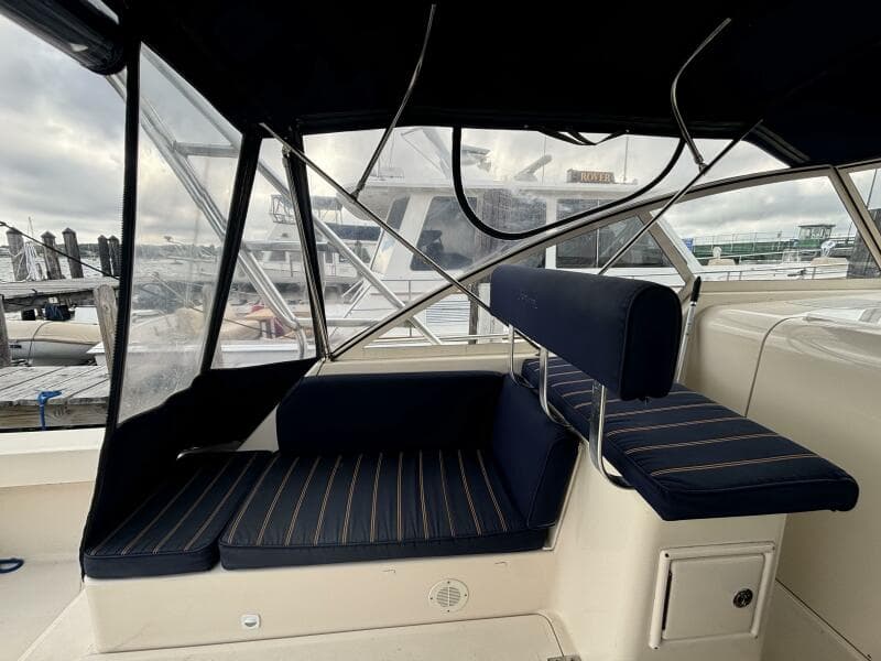 2005 Mainship Pilot 34 Rum Runner II