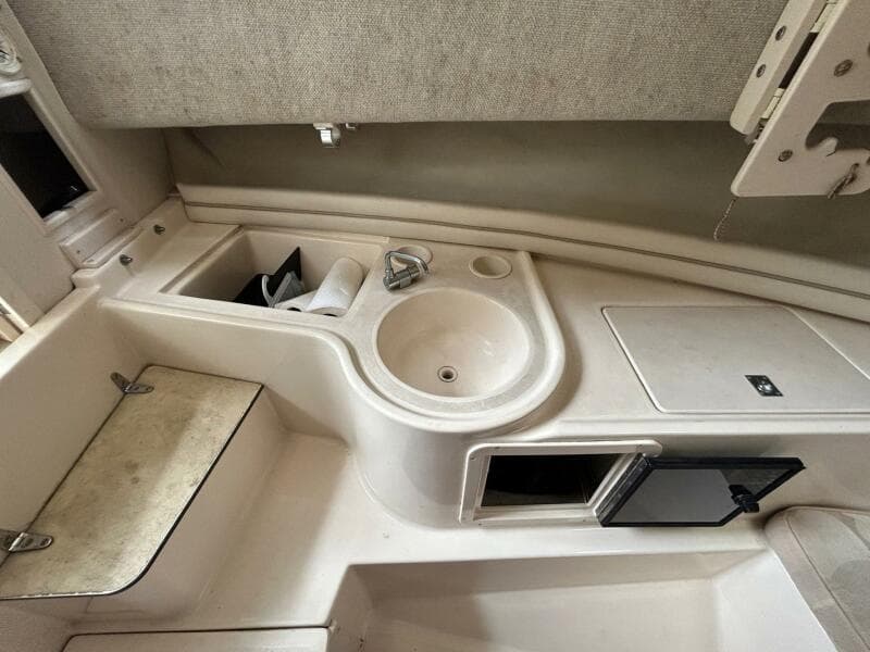 2004 Grady-White Gulfstream 232