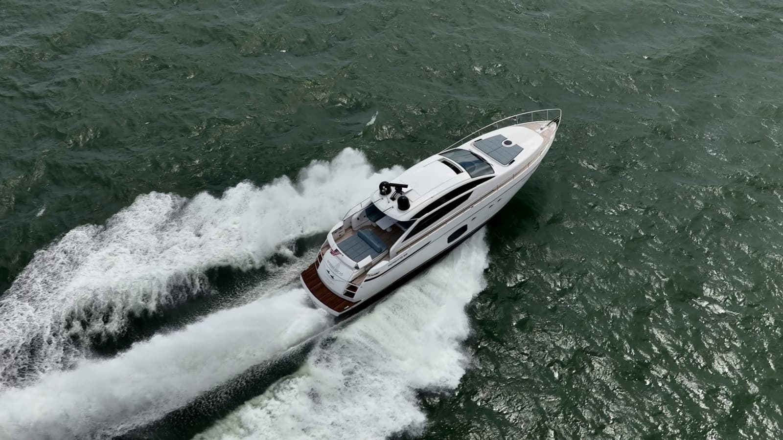 2020 Pershing 62 - Photo 36