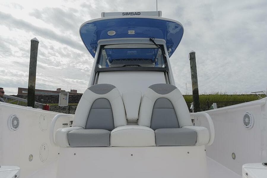 2015 Everglades 295 Center Console