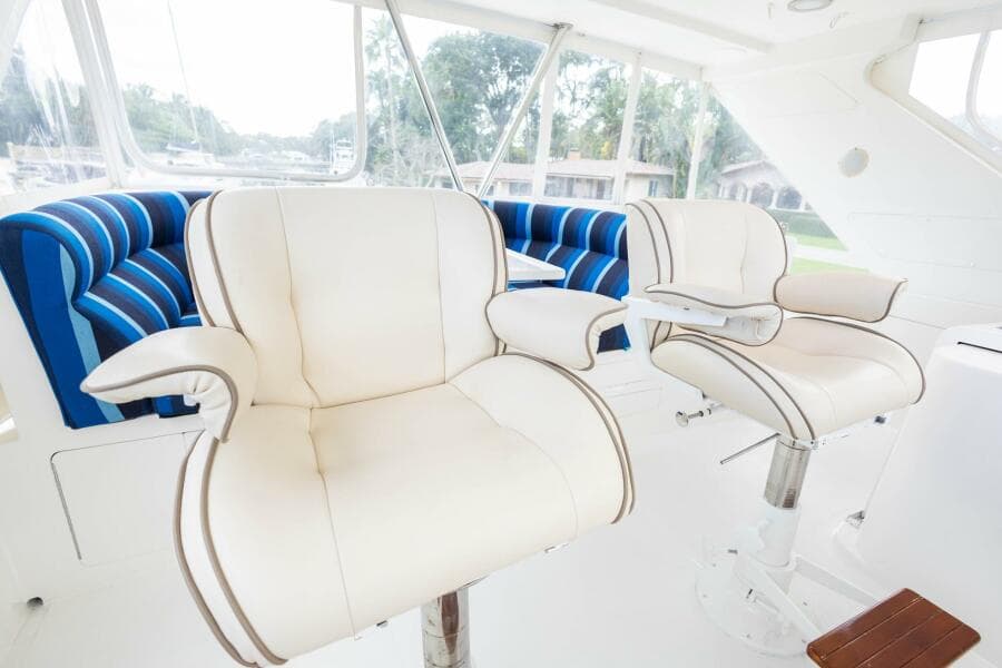 2005 Ocean Alexander Raised Pilothouse Flybridge Sedan
