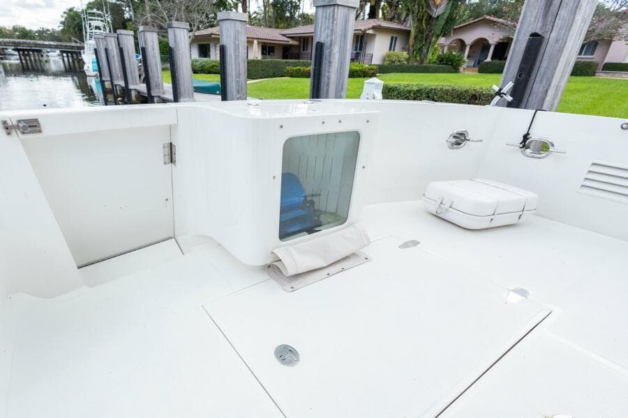 2005 Ocean Alexander Raised Pilothouse Flybridge Sedan