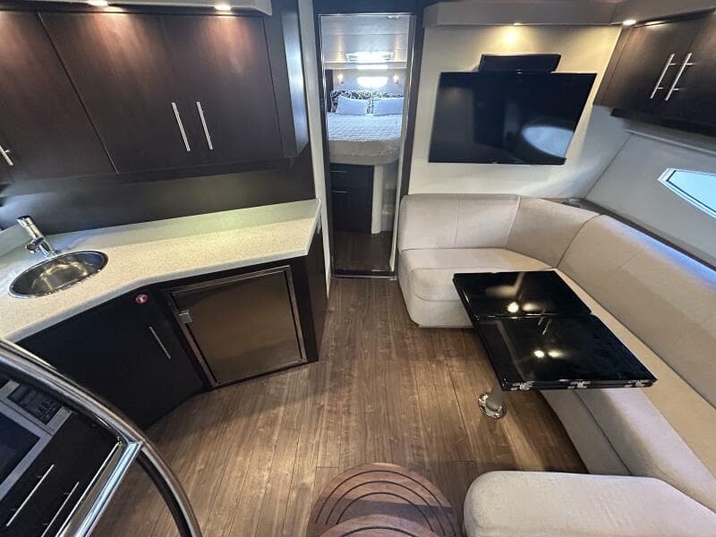 2018 Regal 42 Sport Coupe